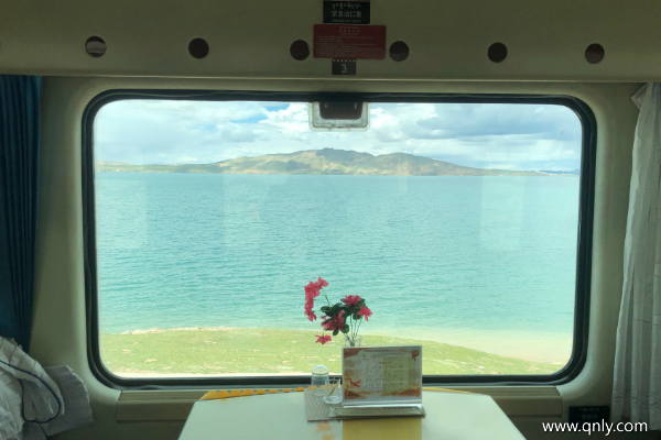 去拉薩最美火車路線
