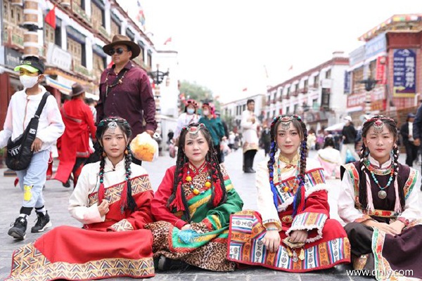 去西藏旅游要準(zhǔn)備什么