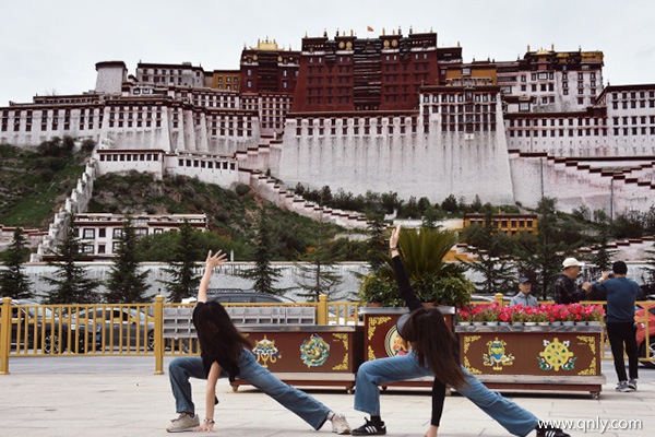兩個人去西藏旅游大概多少錢