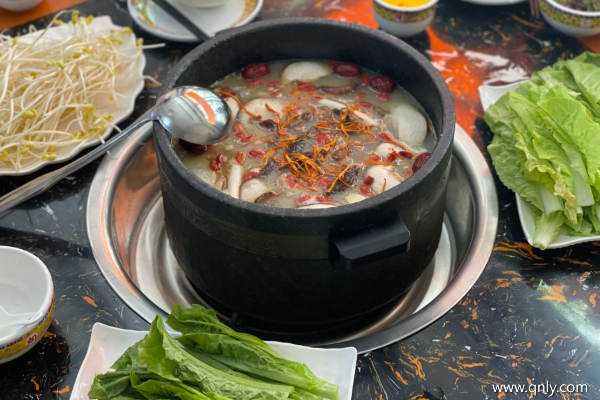 帶爸媽去西藏玩幾天旅游費(fèi)用多少錢