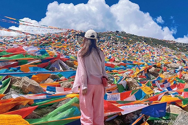 西藏旅游大概花費(fèi)多少錢(qián)