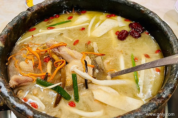 西藏旅游預(yù)計(jì)多少錢(qián)
